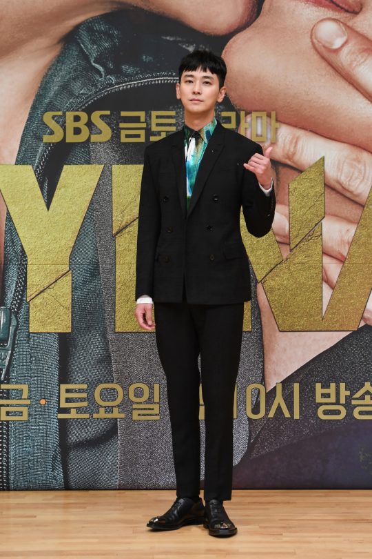 ‘하이에나’에서 엘리트 중의 엘리트 변호사 윤희재를 연기하는 배우 주지훈. /사진제공=SBS