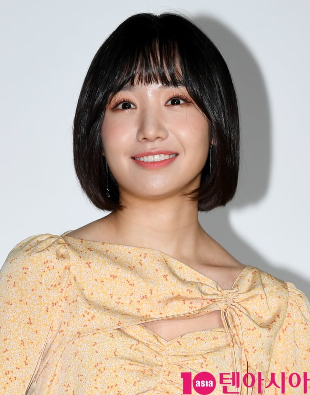 [TEN 포토] 메이제이 리(이지현) '단발병 부르는 미모'