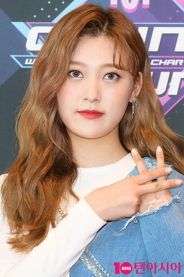 [TEN 포토] 이달의소녀 최리 '사랑스러운 고양이 눈매'