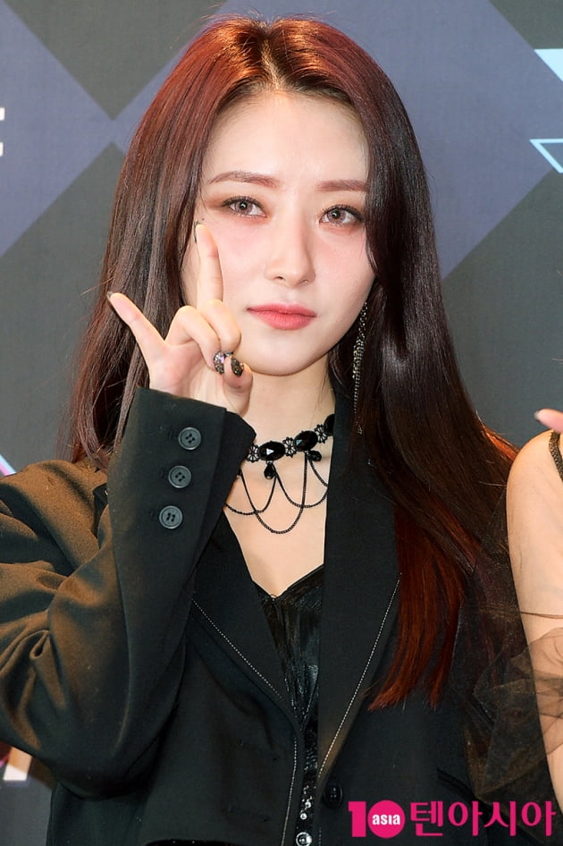 [TEN 포토] 드림캐쳐 수아 '완벽한 숙취 메이크업'(엠카운트다운)