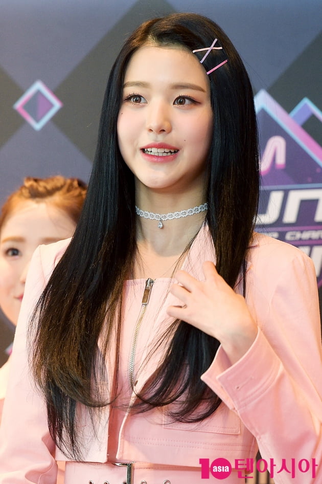 [TEN 포토] 아이즈원 장원영 '천진난만한 미소'(엠카운트다운)
