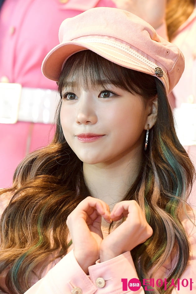 [TEN 포토] 아이즈원 조유리 '사랑 샘솟는 미모'(엠카운트다운)