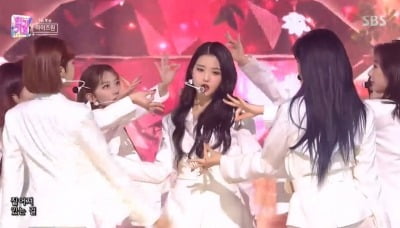'인기가요' 아이즈원, 꽃처럼 환하게 피어나다 '피에스타'