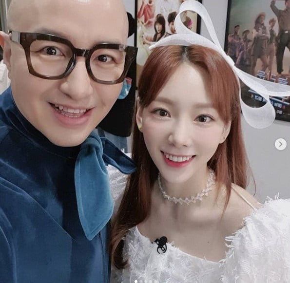 홍석천과 태연 / 사진 = 홍석천 인스타그램