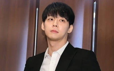 "은퇴하겠다"더니…박유천 공식 SNS 개설, 활동 재개하나
