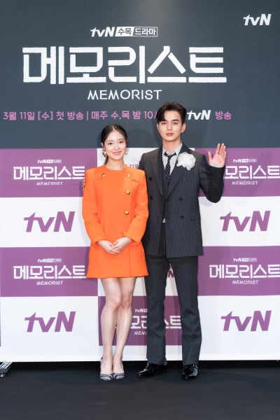 [TEN 포토] '메모리스트' 이세영X유승호, '완벽한 비주얼 커플'