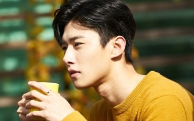 '어서와' 서지훈, 비밀스러운 '공방 카페 주인'으로 변신