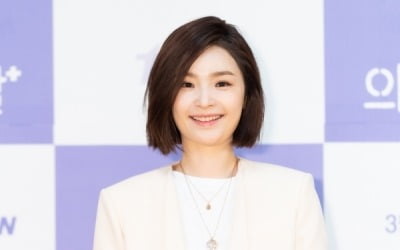 '슬기로운 의사생활' 전미도, 새 얼굴?···알고보니 '14년차 베테랑 배우'