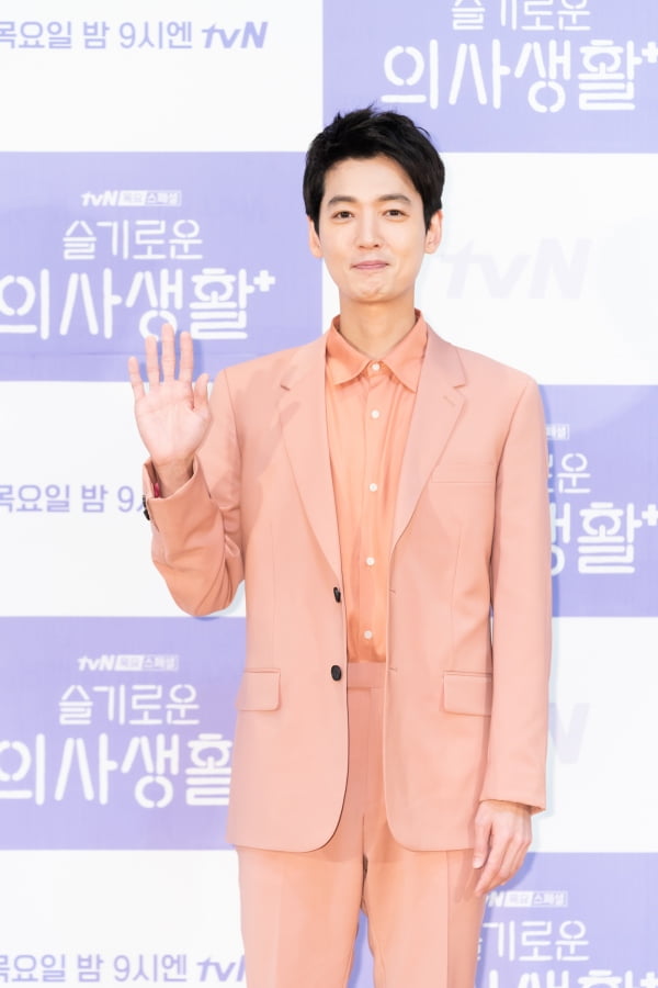 "한국판 '프렌즈' 되고파"···'슬기로운 의사생활', 병원으로 무대 옮겨 공감 잇는다 (종합)