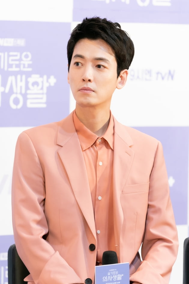 [TEN 포토] '슬기로운 의사생활' 정경호 '다정다감한 남자'