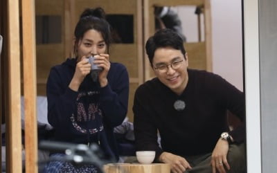 '자연스럽게 한고은♥신영수, 풀 러브스토리 공개…"첫 만남에 차였다?"