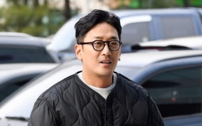 '하정우 프로포폴 투약' 병원장, 혐의 일부 인정…"횟수 부풀려졌다"