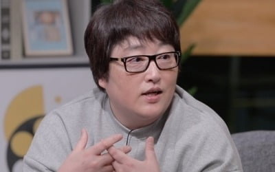 '방구석1열' 변영주 감독 "브래드 피트 제작 월드워Z', 각색 탁월"