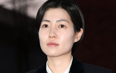 심은경, '블루아워'로 日 다카사키영화제 최우수 여우주연상 수상