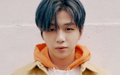 강다니엘, 미니 1집 '사이언' 인기…해외 아이튠즈 21개 차트서 1위