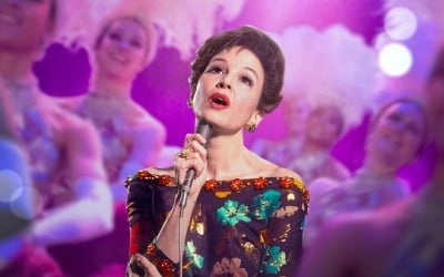 르네 젤위거 '주디' 코로나19 뚫고 박스오피스 1위…극장 관객 4만 ↑