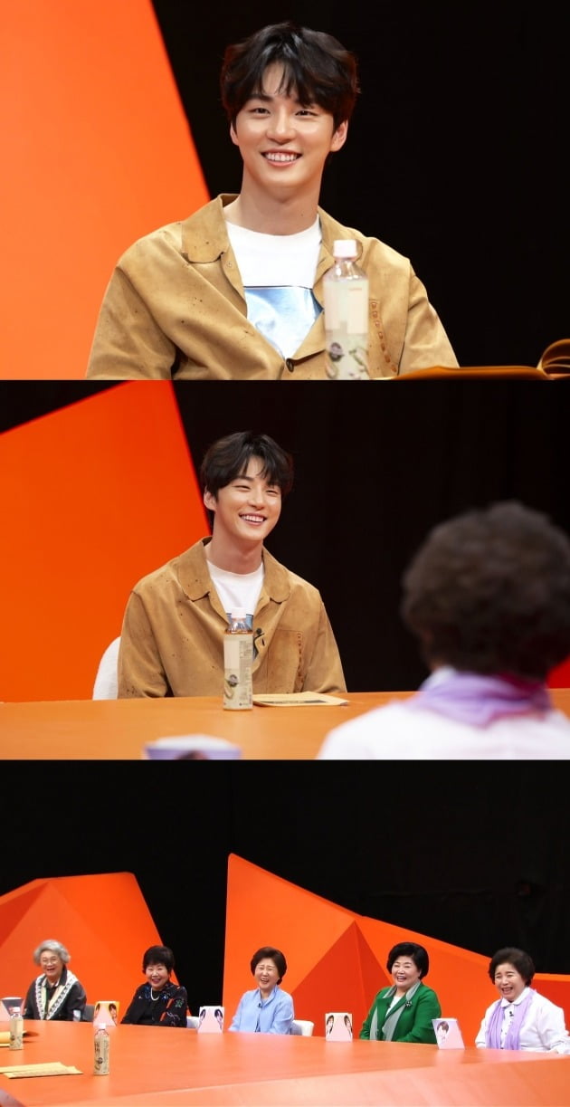 윤시윤이 '미운 우리 새끼'에 스페셜 MC로 출연한다. / 사진제공=SBS