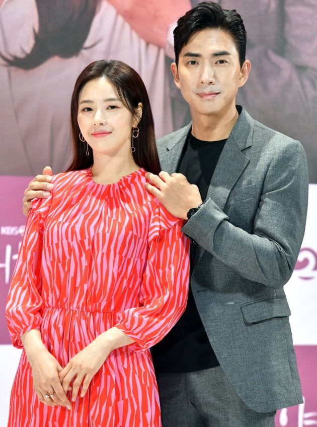 [TEN 포토] '위험한 약속' 박하나-고세원, '달달한 분위기'