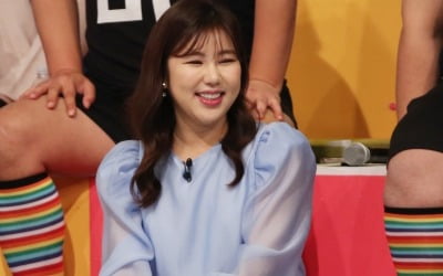 송가인, '개그콘서트' 이별 선물 처리반 코너 등장…경매 도전