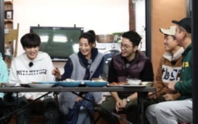'자연스럽게' 한고은 "결혼 전 남편에게 '빨리 도망가라'고 해"
