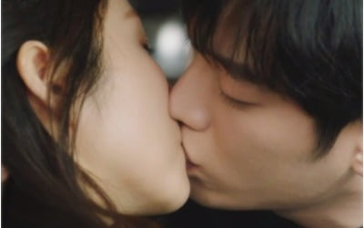 '날찾아' 서강준, 과거 비밀 밝혀졌다…♥박민영과 '입맞춤'
