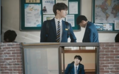 크래비티, "유성우·'세상을 넘어 도착한 메시지' 등"…베일 벗는 세계관