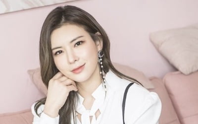 정선아, 1살 연하 사업가와 백년가약 "결혼식 NO" [공식]