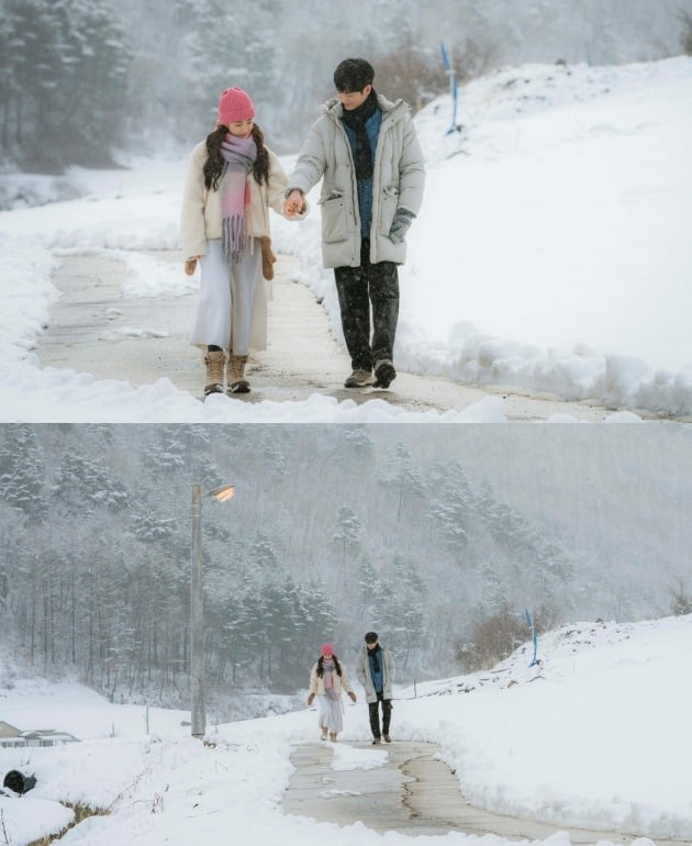 '날씨가 좋으면 찾아가겠어요' 스틸컷./사진제공=JTBC