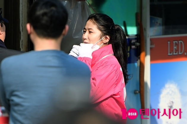 [TEN 포토] 심은하 '남편 지상욱 잘 부탁드려요!'