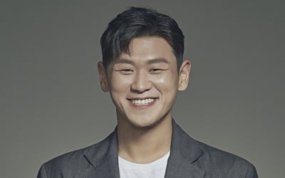 '더 킹' 강홍석, 김은숙 사단 합류…형사 장미카엘 役