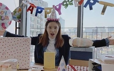 거미, 생일맞아 손편지+인증샷 "여러분없이 못살아요!"
