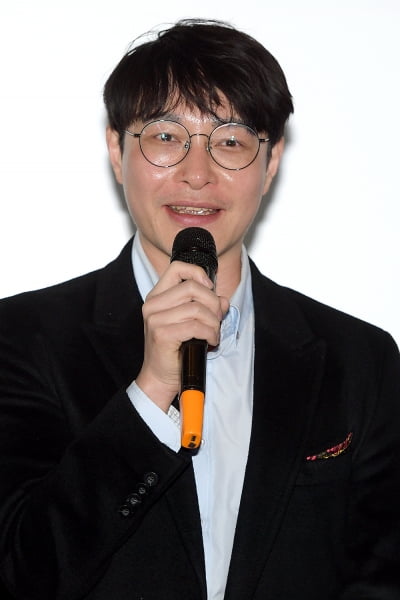 [TEN 포토] '낮손님' 이백길, '주인공 남근이 인사 드립니다'