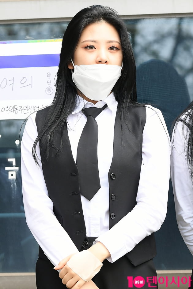 [TEN 포토] 시그니처 선 '가릴수 없는 예쁨'