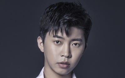 임영웅, TV조선 '뉴스9' 단독 출연…품격 있는 '眞' 입담 기대
