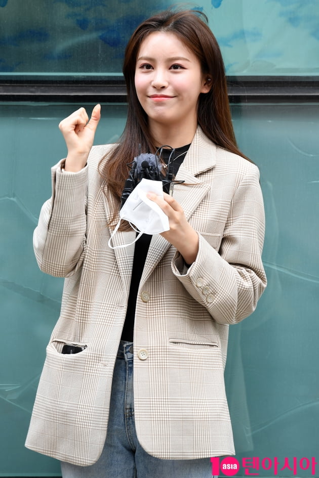 [TEN 포토] 네온펀치 이안 '햇살 미소'