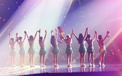 트와이스, K팝 걸그룹 최초 유튜브 오리지널 시리즈 단독 출연 "29일 공개"