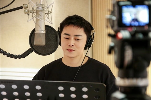 배우 조정석이 부른 '슬기로운 의사생활'의 OST '아로하'가 인기를 끌고 있다. / 사진제공=잼엔터테인먼트