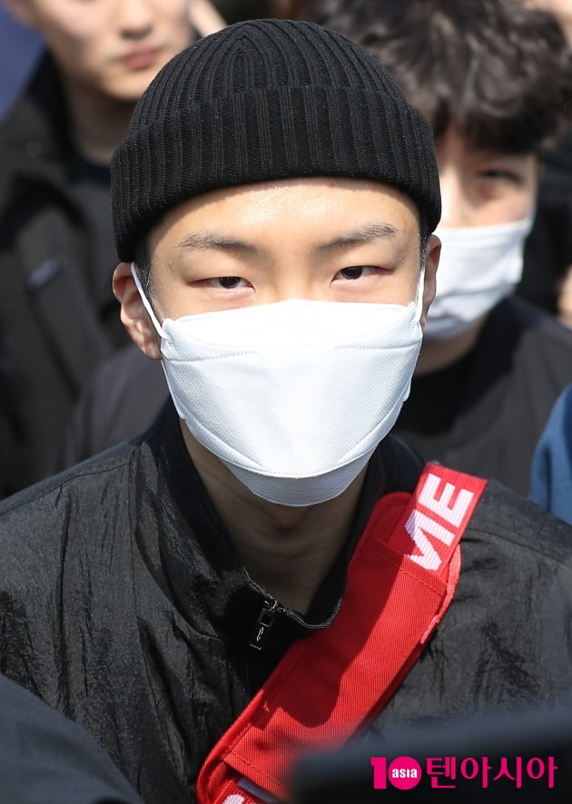 [TEN 포토] 입대하는 이승훈, '복잡한 마음'