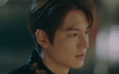 '더 킹: 영원의 군주' 이민호, 고품격 직진로맨스 "내가 발 묶일 이유"
