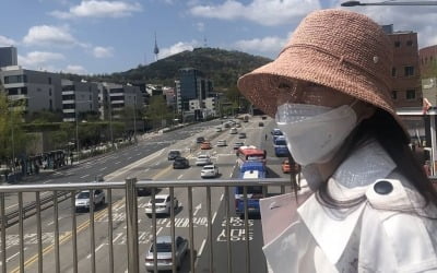 김수미 며느리 서효림, 예비맘은 산책 중…마스크 써도 빛나는 비주얼