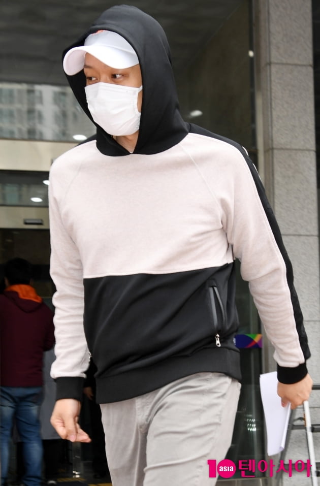 [TEN 포토] 박유천 '성폭행 보상금 미지급 감치재판 왔어요'