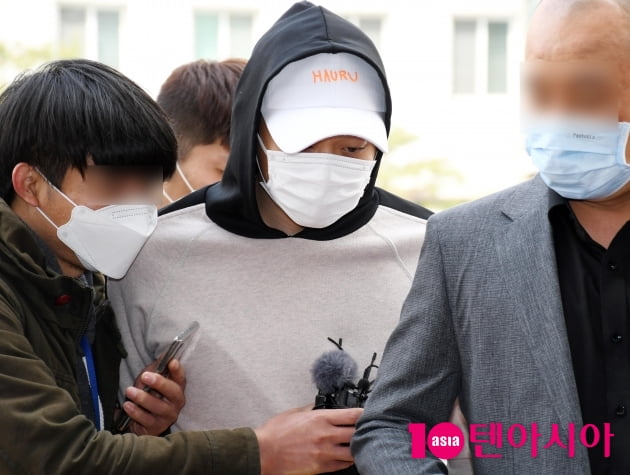 [TEN 포토] 박유천 '질문에 묵묵부답'