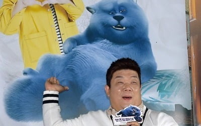 [TEN 포토] '캣프토피아' 유민상, '뚱냥이 블랭키와 싱크로율 100% 일치'