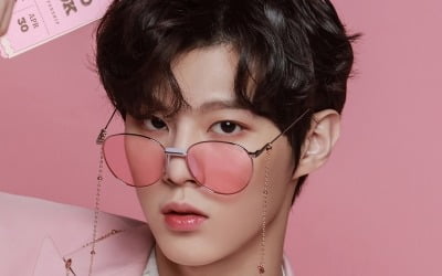 김우석, 데뷔 첫 단독 리얼리티 '우석이의 언박싱' 5월 6일 첫 공개