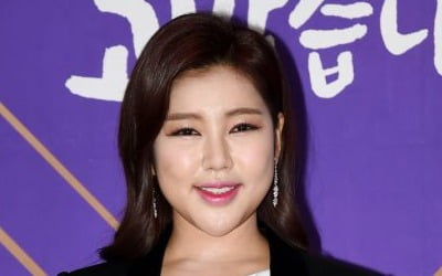 송가인 측 "SBS와 새 트로트 오디션 논의 중, 확정된 것 없다" [공식]