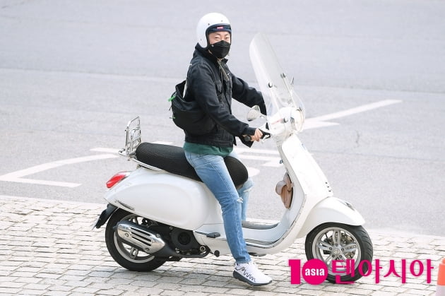 [TEN 포토] 박명수 '쿨한 퇴근길'
