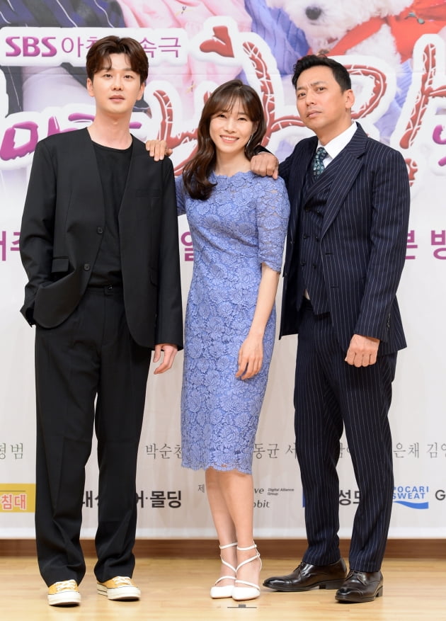 [TEN 포토] 서현석X문보령X김형범, '엄마가 바람났다'의 세 주인공