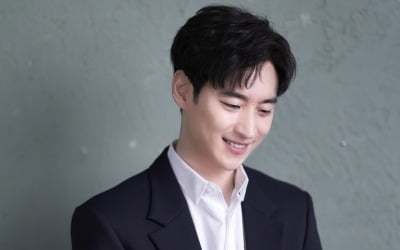 '사냥의 시간' 이제훈 "펭수 열혈팬 돼…그의 행보 따라갈 것" (인터뷰)