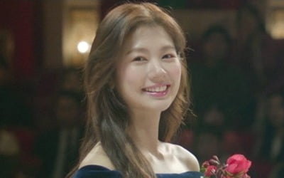 '영혼수선공', 메인 예고편 공개…신하균X정소민 운명적 치유 시작