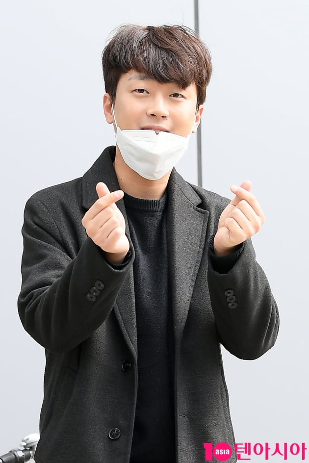 [TEN 포토] 미스터트롯 이찬원 '설레게 만들어'